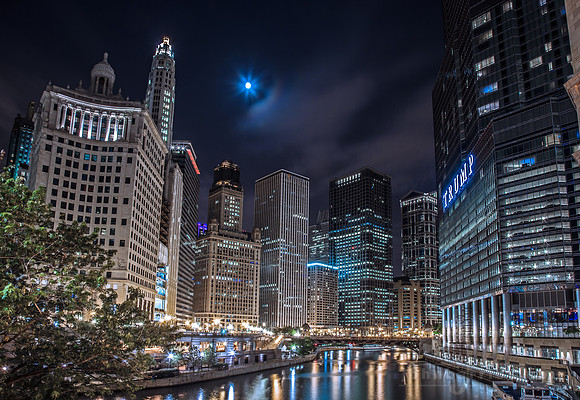 Chicago River at night