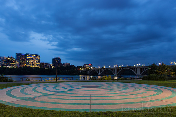 georgetown waterfront park, go round friday, key bridge, key bridge marriott, potomac river, rosslyn va, round maze